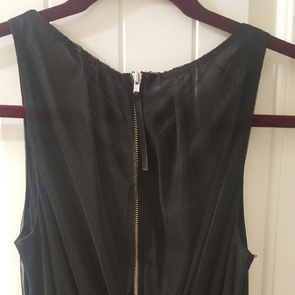 H & M Divided tulle dress. - Picture 5 of 12